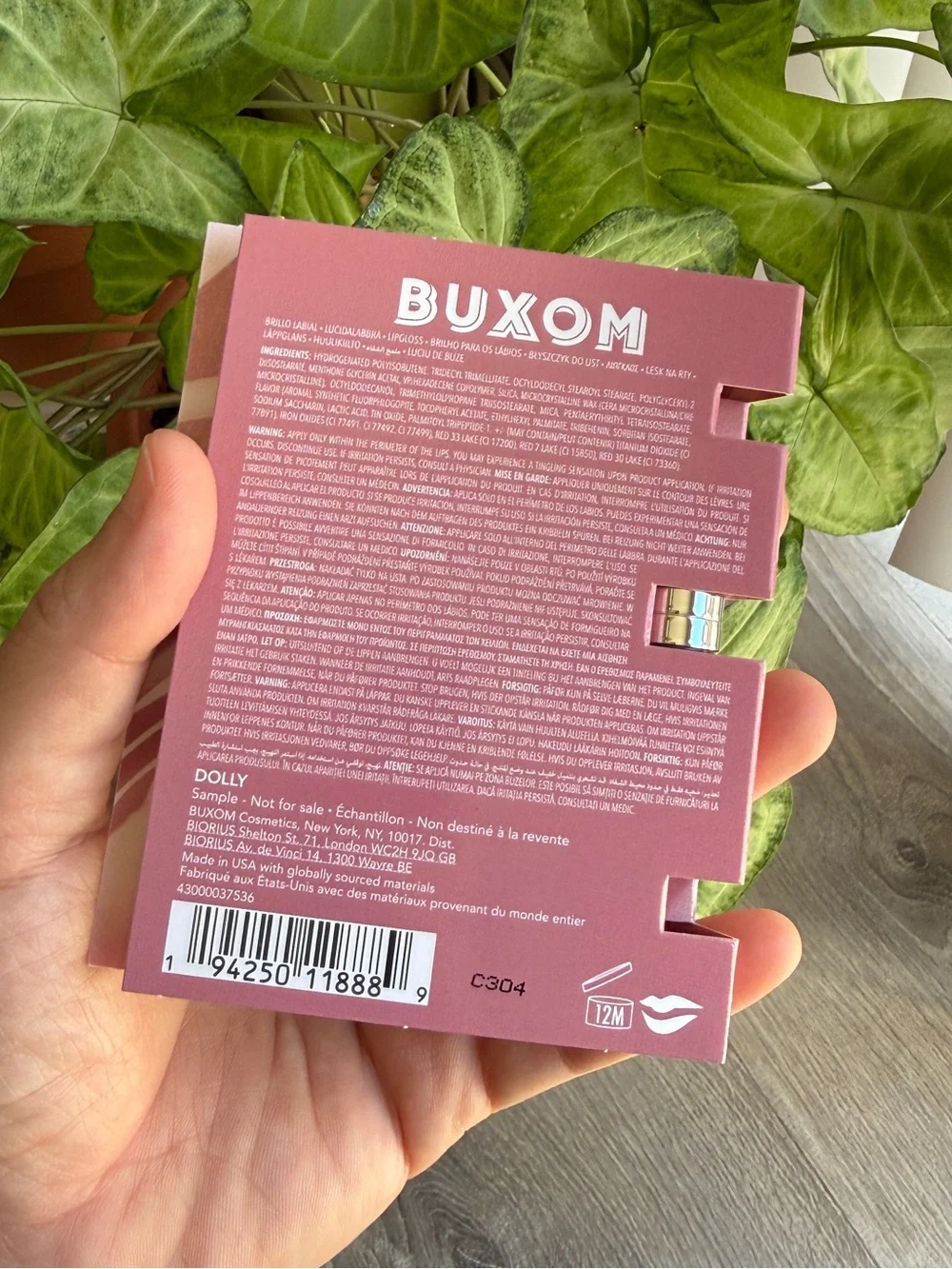 Buxom full plumping